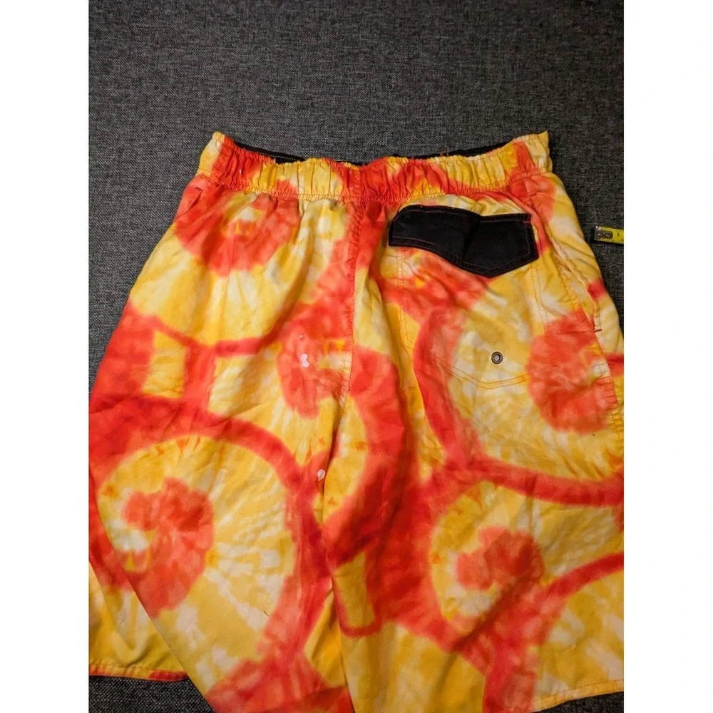 Maui and Sons Mens Tie Dye Graphic Swim Board Shorts Medium Mesh Lined Medium